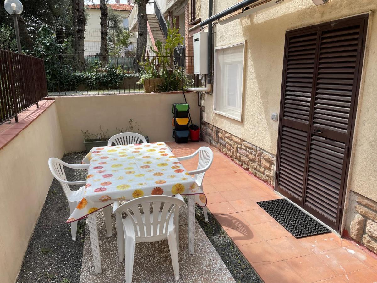 Giardino Sud - A Pochi Passi Dal Mare Apartment San Vincenzo Exterior photo